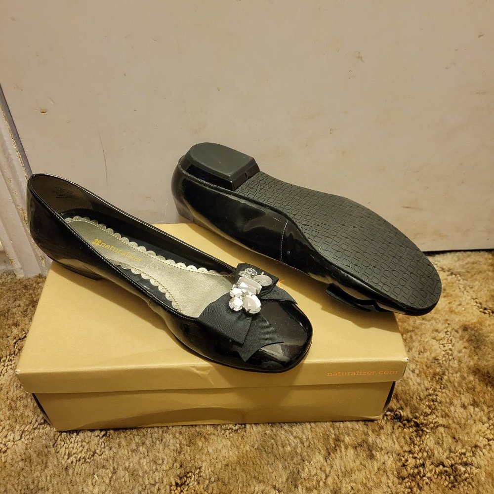 Dress flats